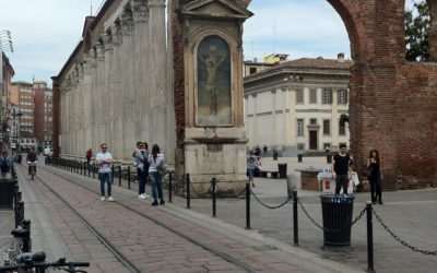 Monumento: COLONNE DI SAN LORENZO, non sembra neanche di essere a Milano